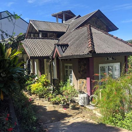 Canopy Villa Канди Екстериор снимка