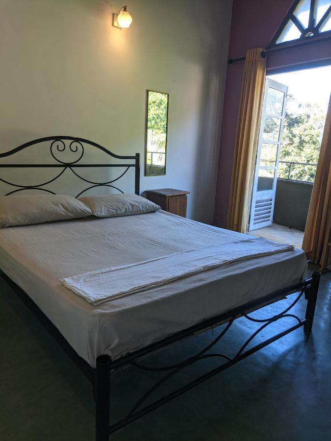 Canopy Villa Канди Екстериор снимка